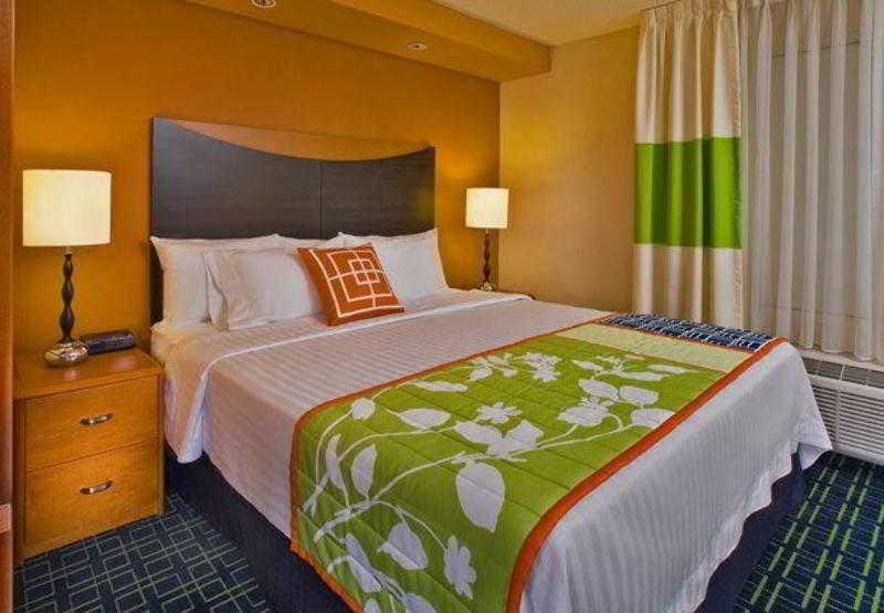 Fairfield Inn And Suites By Marriott Oklahoma City Airport Rom bilde